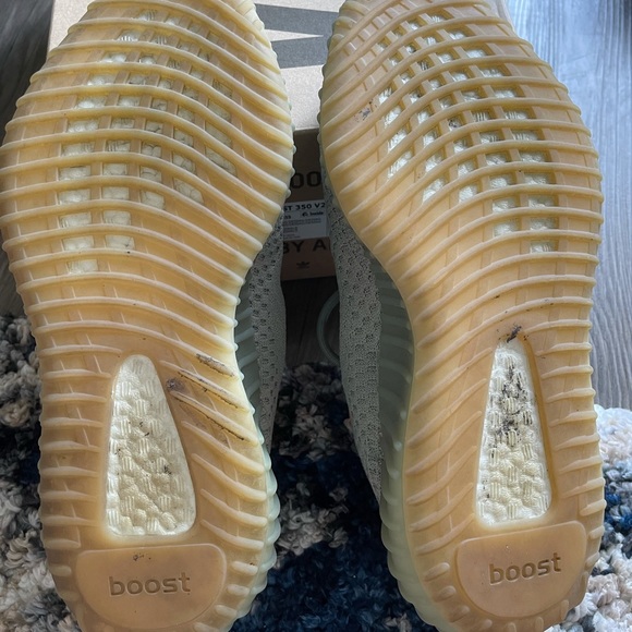 yeezy desert sage 9.5